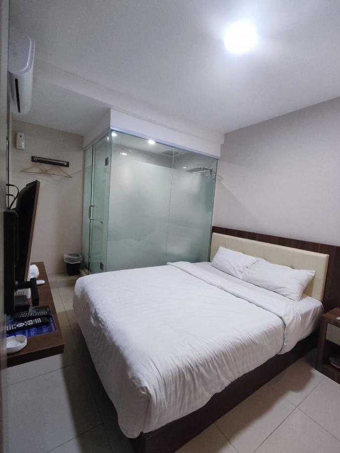 Hotel Morena Batam Exterior foto